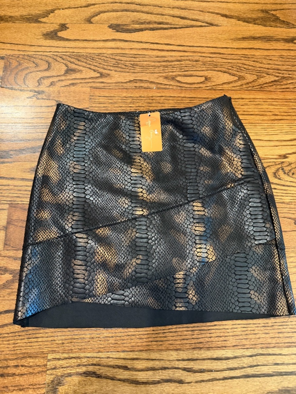 NWT Harper Wren Faux-Snakeskin Mini Skirt